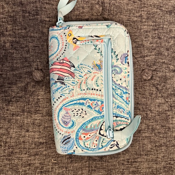Vera Bradley RFID Turnlock Wallet in Paisley Wave - Picture 4 of 4